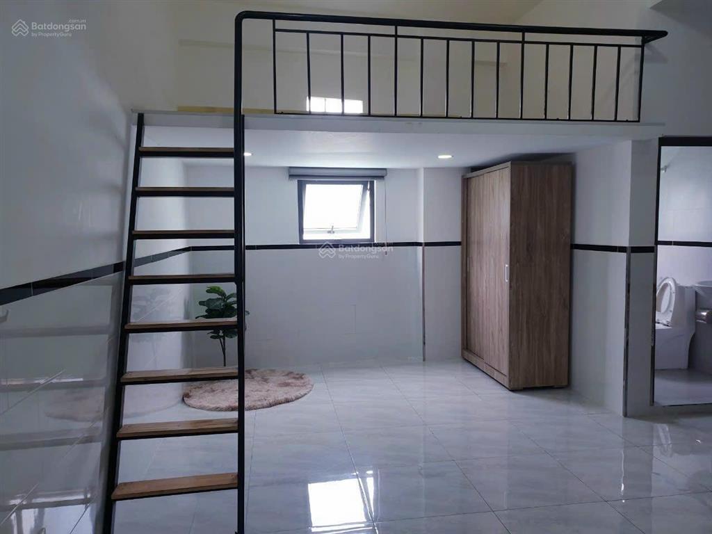 Cho thuê căn hộ duplex quận 7 view đẹp, tòa nhà hầm xe rộng và có quán roofter