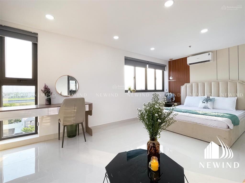 Căn hộ 1 phòng ngủ có ban công tại quận 7 sẵn sàng đón chủ mới