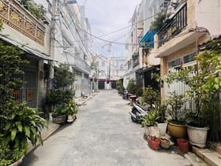 Nhà 4 tầng sổ hồng  hxh 6m  lê văn lương tiện di chuyển quận 1