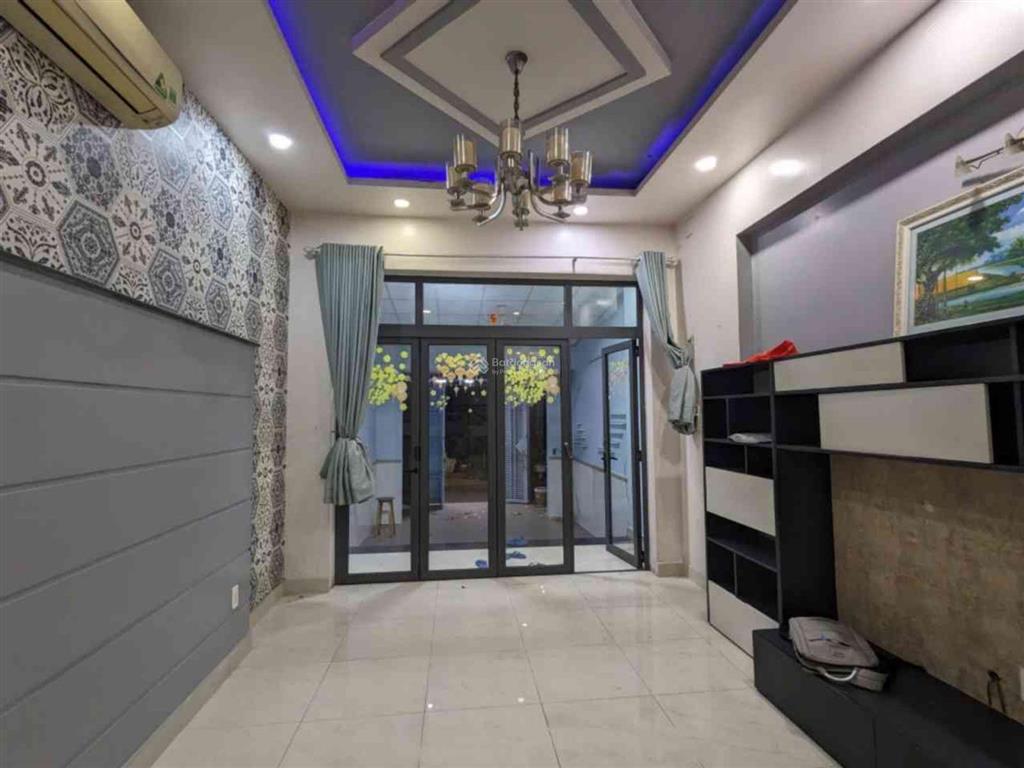 Bán nhà 4 tầng mặt tiền kinh doanh  tây hòa  phước long  quận 9