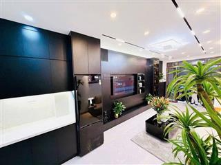 Hoa hậu hai bà trưng  ngõ thông  20m ra ô tô đỗ  nhà dân xây mới  5 tầng x 32m  nhỉnh 8 tỷ