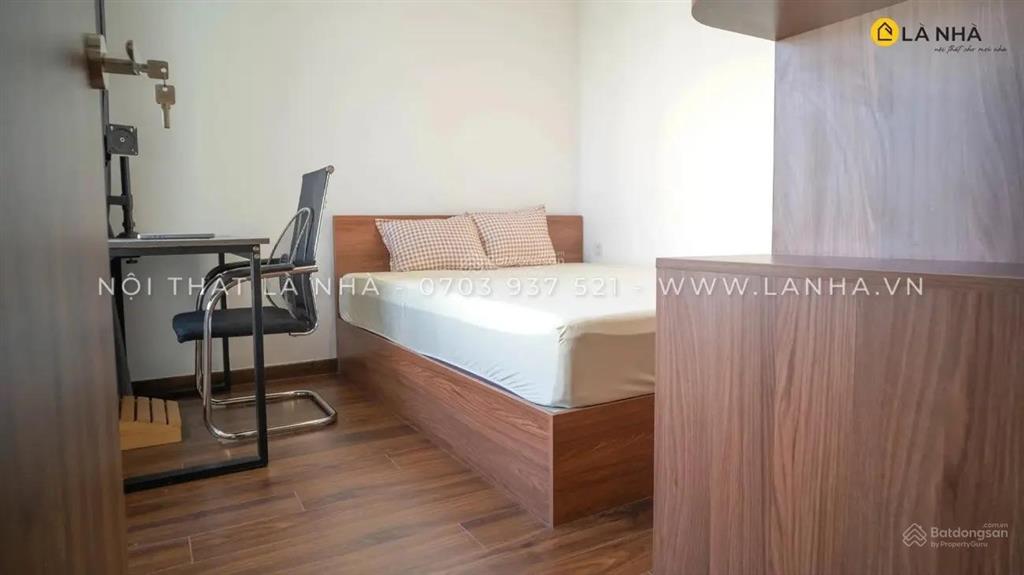 Bán ch scenic valleyphú mỹ hưng. dt 71m2, 2pn, sổ hồng. giá 5,8 tỷ.  0919 904 ***  em thức