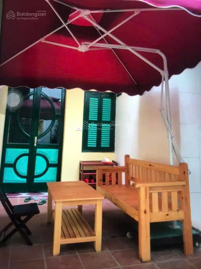 Hàng hiếm, bán nhà phố hàng đường, 30m2 3t, giá 7.8 tỷ, kd vô địch