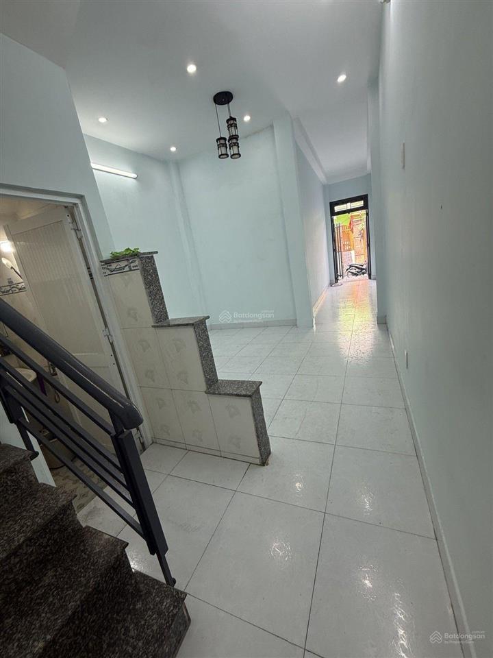 3,4 tỷ  1 sẹc đỗ xuân hợp, phước long  4 tầng, 4 pn