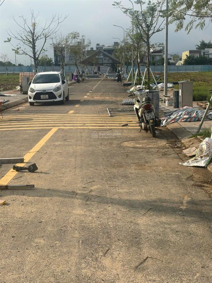 Cực phẩm, lô góc 2 mt phan tòng, cách biển 100m, rộng 204m2, xây được 12 tầng