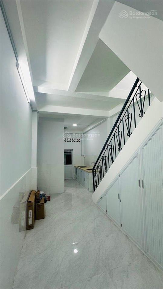 Bán nhà hẻm trung tâm gần mặt tiền 3 tháng 2, quận 10. giá 6,6 tỷ
