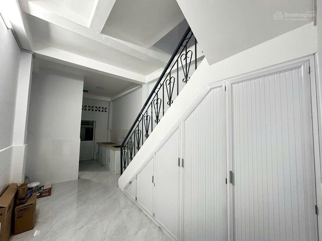 Bán nhà hẻm trung tâm gần mặt tiền 3 tháng 2, quận 10. giá 6,6 tỷ