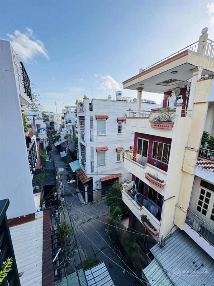 Nhà 4 tầng btct, hẻm 4m thông  ô tô tới nhà  quận 11  8.2 tỷ