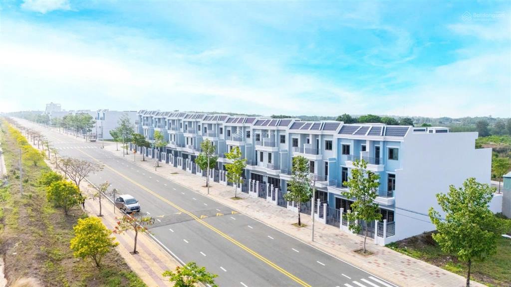 Bán nhà mặt phố tại kđt cát tường phú hưng, 2,9 tỷ, 130m2, view đẹp