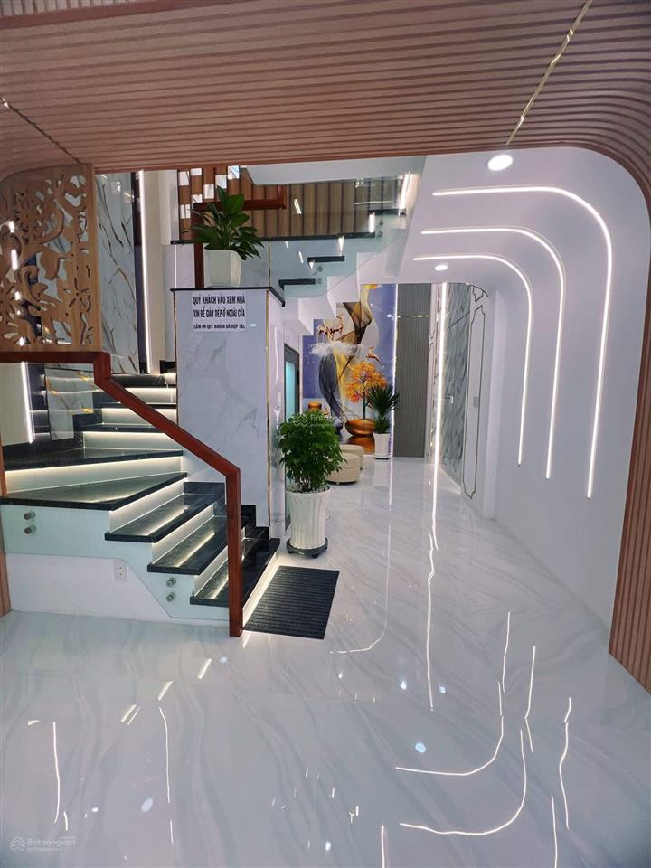 Bán gấp ngộp sâu hẻm xe hơi, huỳnh tấn phát q7, 72m2, giá 3 tỷ 950tr  thuê 23tr/th  sổ hồng riêng