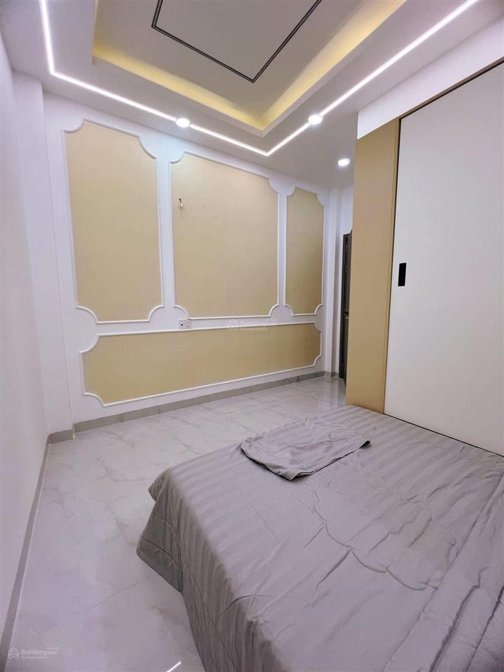 Bán gấp ngộp sâu hẻm xe hơi, huỳnh tấn phát q7, 72m2, giá 3 tỷ 950tr  thuê 23tr/th  sổ hồng riêng