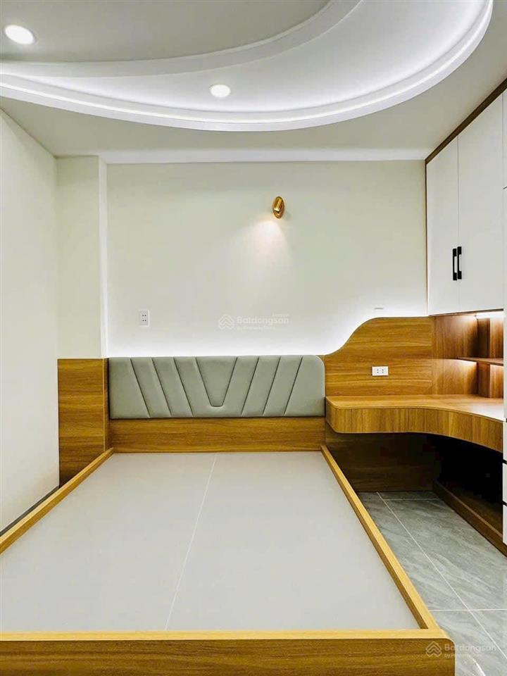 Nhà đẹp trung tâm bán gấp cô giang q1 76.5m2 giá 4 tỷ 390tr, thuê 27tr/tháng, sổ hồng riêng.