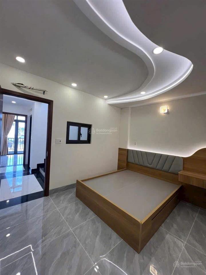 Nhà đẹp trung tâm bán gấp cô giang q1 76.5m2 giá 4 tỷ 390tr, thuê 27tr/tháng, sổ hồng riêng.