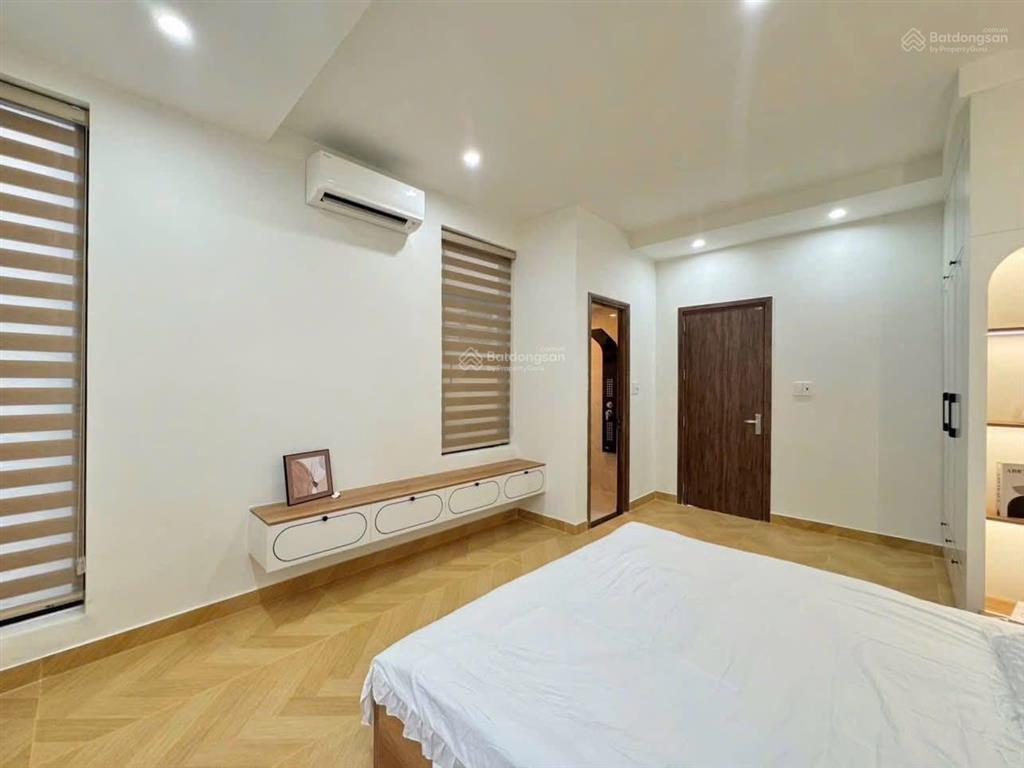 Nhà gộp bán gấp, kinh dương vương, p12, q6, 73,9m2 giá 4 tỷ 740 triệu, thuê 25tr/th, sổ hồng riêng.