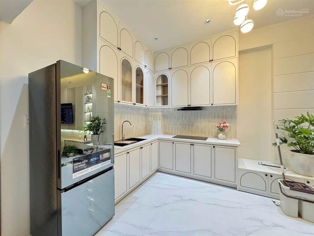 Nhà gộp bán gấp, kinh dương vương, p12, q6, 73,9m2 giá 4 tỷ 740 triệu, thuê 25tr/th, sổ hồng riêng.