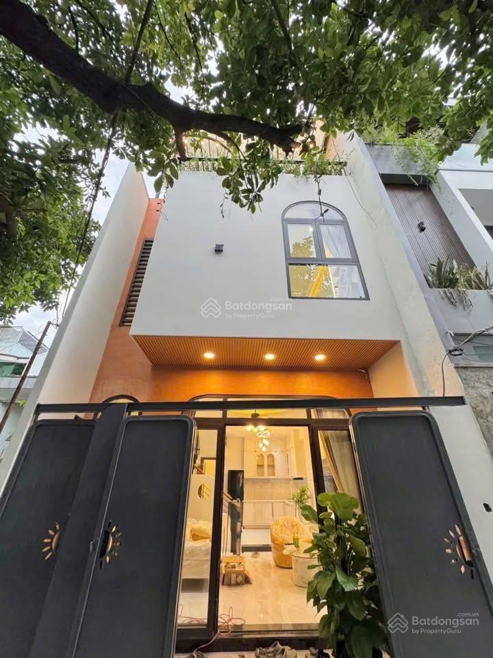 Nhà gộp bán gấp, kinh dương vương, p12, q6, 73,9m2 giá 4 tỷ 740 triệu, thuê 25tr/th, sổ hồng riêng.