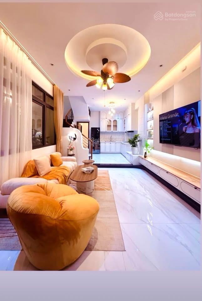 Nhà gộp bán gấp, kinh dương vương, p12, q6, 73,9m2 giá 4 tỷ 740 triệu, thuê 25tr/th, sổ hồng riêng.