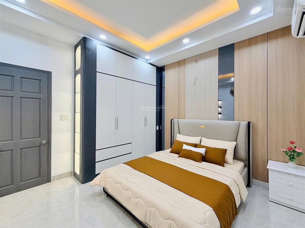 Hiếm nhà bán nguyễn đình chiểu quận 3 nay có căn bán gấp 72.8m2 giá 3 tỷ 650tr, sổ hồng riêng