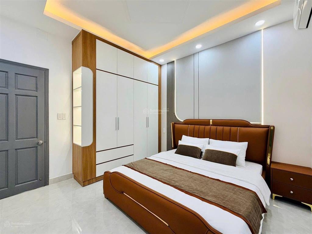 Hiếm nhà bán nguyễn đình chiểu quận 3 nay có căn bán gấp 72.8m2 giá 3 tỷ 650tr, sổ hồng riêng
