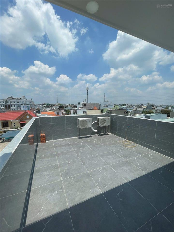 Nhà đẹp sư vạn hạnh, p12, q10, 72.5m2 giá 3 tỷ 950tr, có sẵn hđ thuê 25tr, sổ hồng riêng chính chủ.