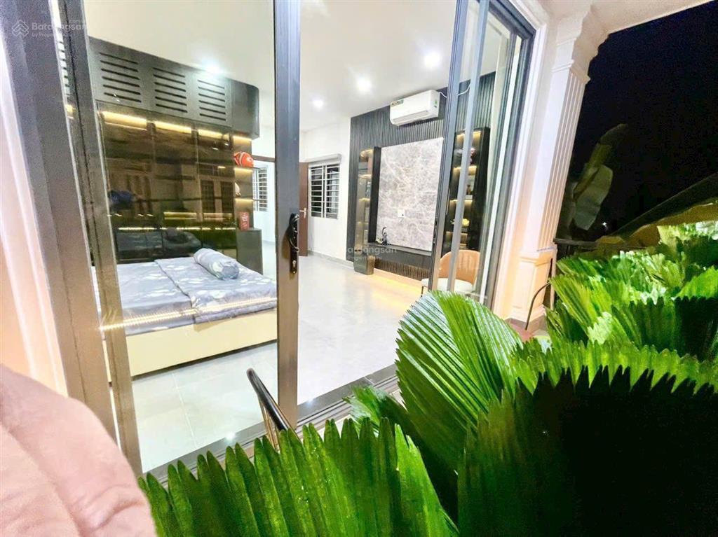 Vị trí đẹp dòng tiền mạnh, đ. quốc hương, p. thảo điền, q2, dt 90m2, cho thuê 29tr, sổ riêng