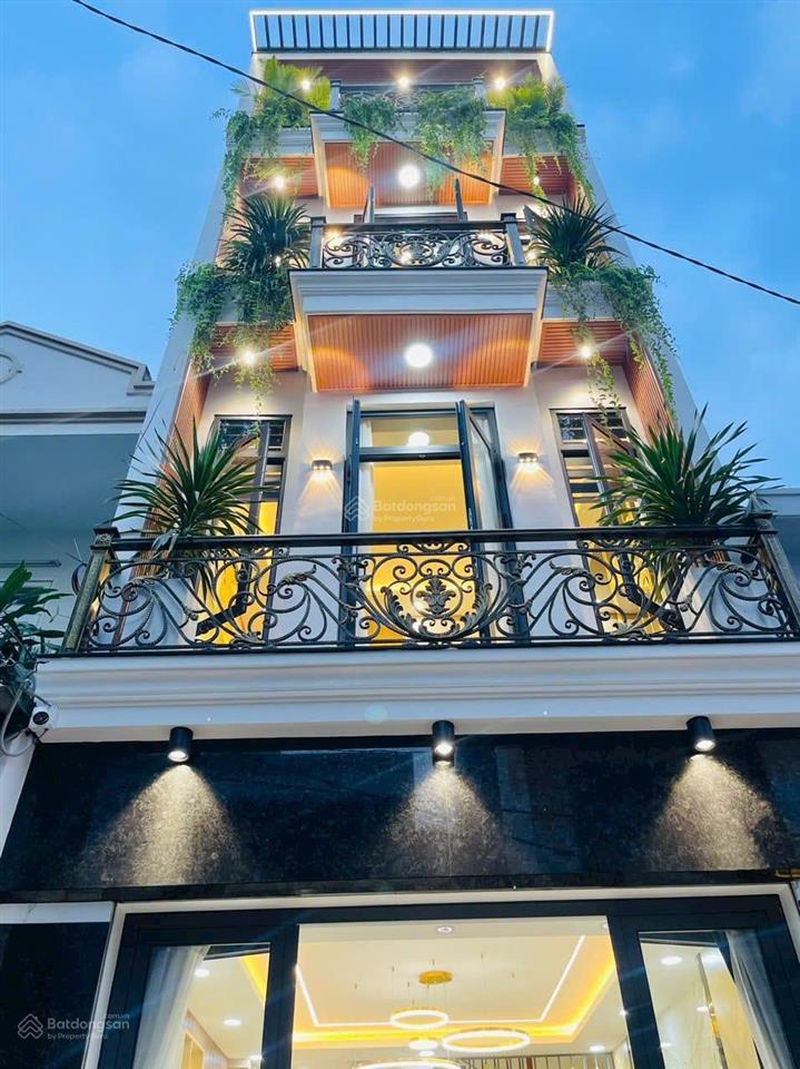 Chủ cần bán gấp, đ. hoàng văn thụ, p1, q. tân bình,giá 3tỷ800tr, dt 70m2, cho thuê 26tr, sổ riêng