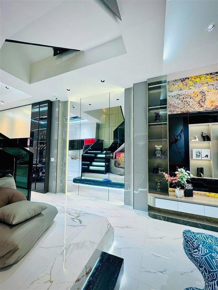 Vừa ở vừa cho thuê, đ. phổ quang, p2, q. tân bình,giá 3tỷ450tr dt 64m2, cho thuê 25tr, sổ riêng