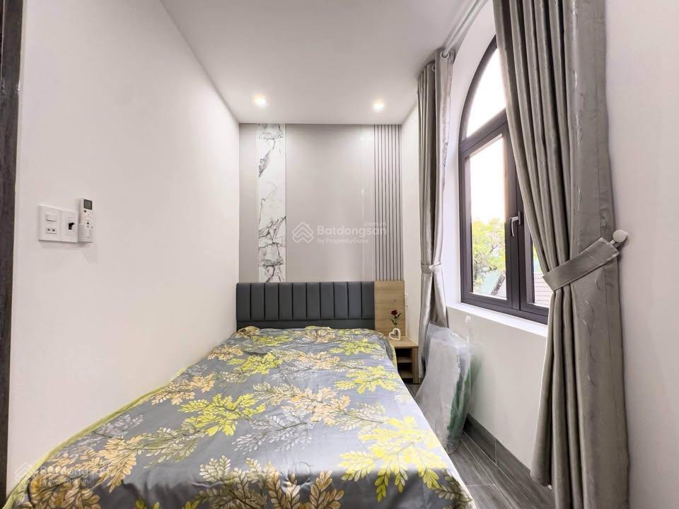 Chủ kẹt tiền cần bán gấp nhà cộng hòa, p4, tân bình, dt 71,2m2, giá 3 tỷ 750tr, sổ hồng chính chủ
