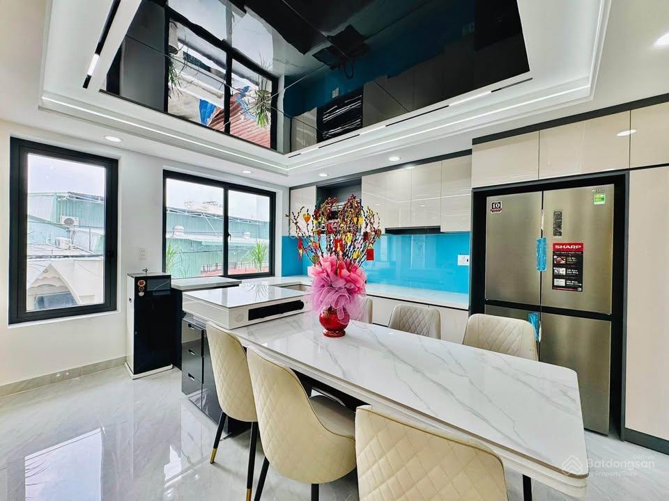 Nhà đoàn văn bơ, p14, q4 dòng tiền cao 90m2 giá mềm thuê 26tr/th, sổ hồng riêng