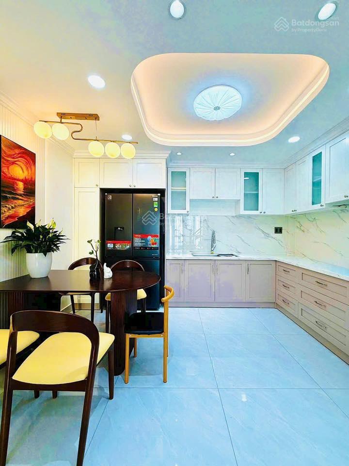 Bán nhà hẻm nguyễn giản thanh, p5, q10. 76m2, giá 3 tỷ 750tr, thuê 23tr/th, sổ hồng riêng.