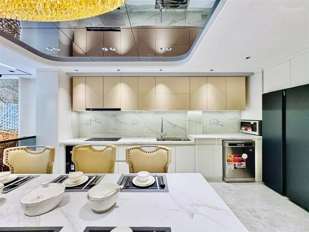 Bán nhà hẻm lê văn sỹ p12 q3, 76.5m²,giá 3 tỷ 500tr, đang thuê 25tr, sổ hồng riêng chính chủ