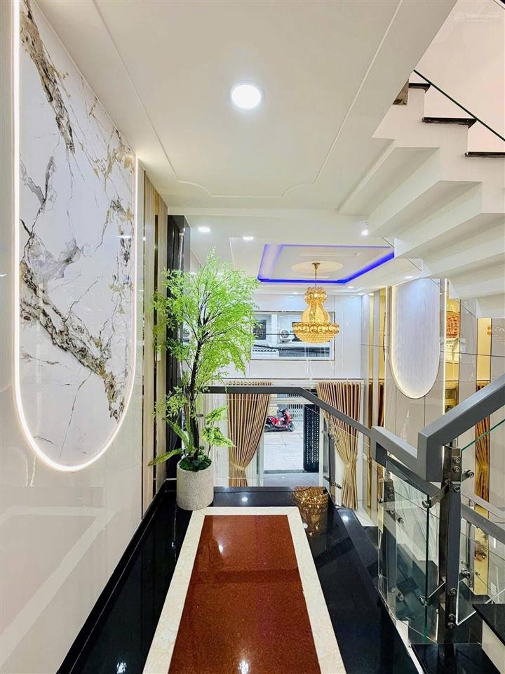 Hiếm nhà bán nguyễn đình chiểu quận 3 nay có căn bán gấp 72.8m2, giá 3 tỷ 550tr sổ hồng riêng