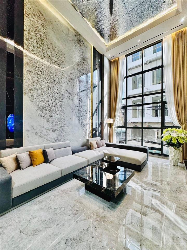 Trung tâm phú nhuận, diện tích lớn 80m2, giá 3 tỷ 350tr thuê 27tr/th, khách xem là muốn xuống tiền