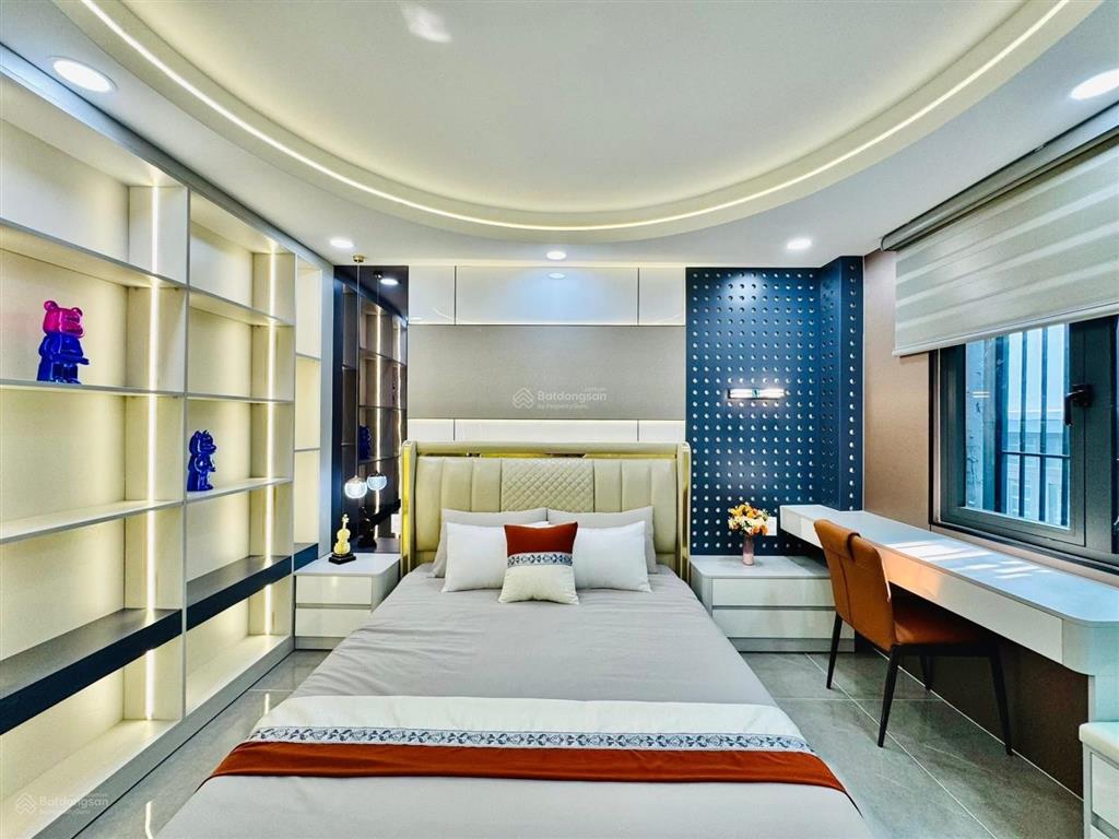 Bán nhà hẻm thích quảng đức, p5, phú nhuận, 72.5m2, giá 3 tỷ 250tr cho thuê 22tr/th, sổ hồng riêng