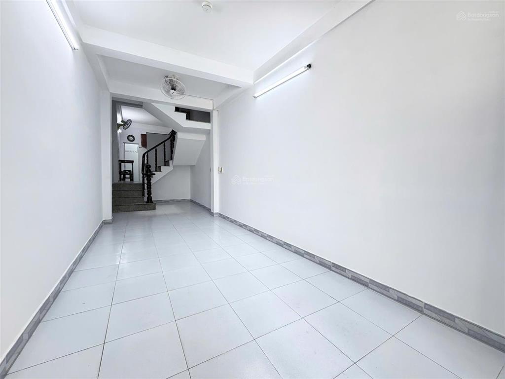 Cho thuê nhà 4 tầng  hẻm xe hơi  42m2  3pn  nơ trang long, bình thạnh  chỉ 12tr