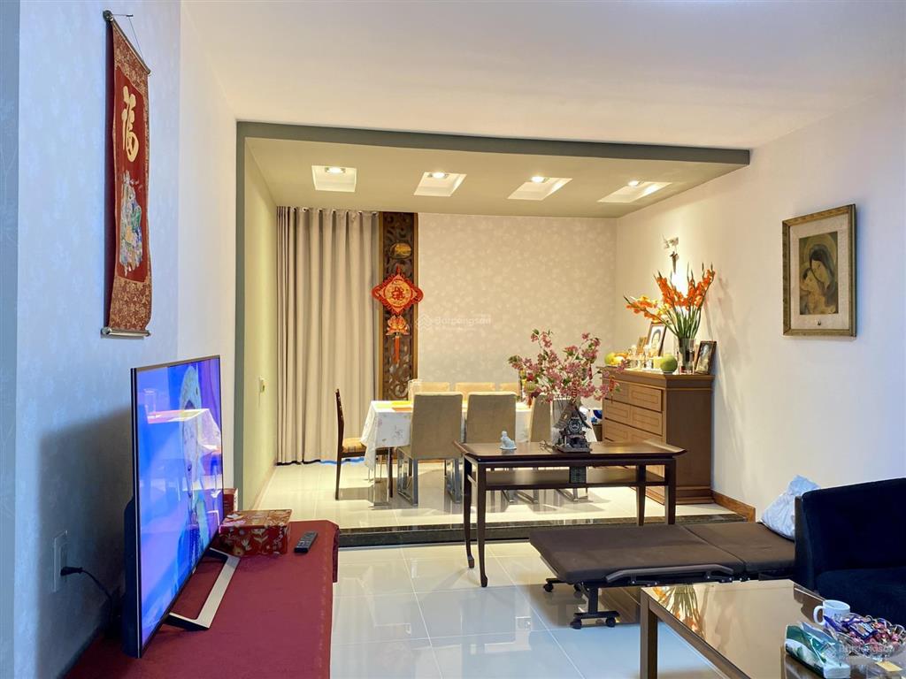 Bán nhà chính chủ. ngay vòng xoay lê văn sỹ nguyễn trọng tuyển. khu an ninh yên tĩnh. giá 13,2 tỷtl