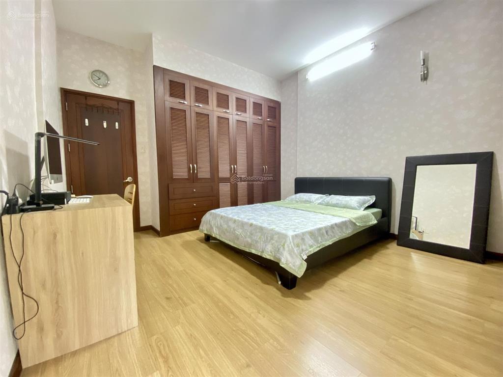 Bán nhà chính chủ. ngay vòng xoay lê văn sỹ nguyễn trọng tuyển. khu an ninh yên tĩnh. giá 13,2 tỷtl