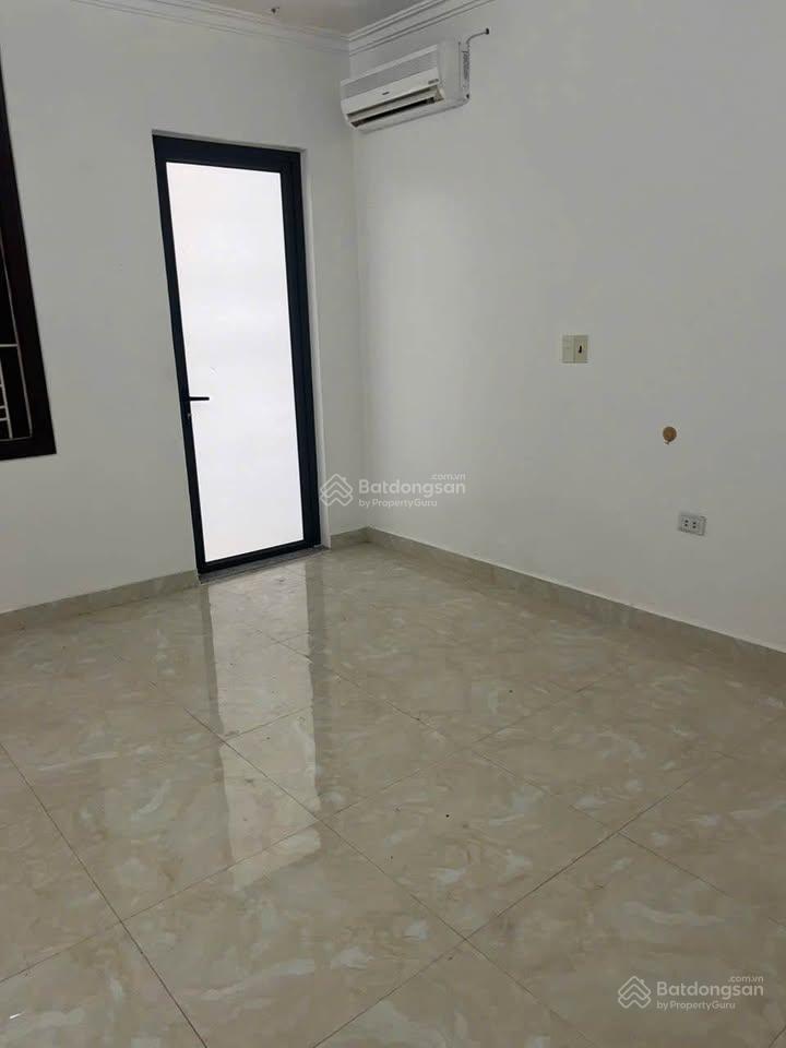 Bán nhà riêng ngõ 458, đường nguyễn văn linh, 5,5 tỷ