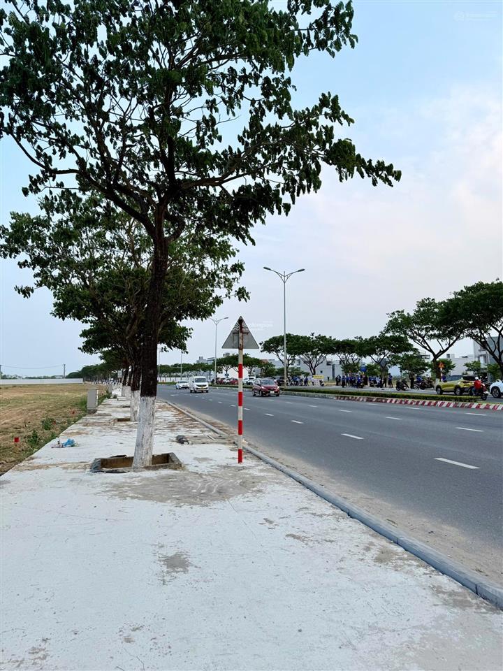 Quỹ hàng ngoại giao khu võ chí công sun group  mua trực tiếp cđt  block đẹp nhất  đã có sổ