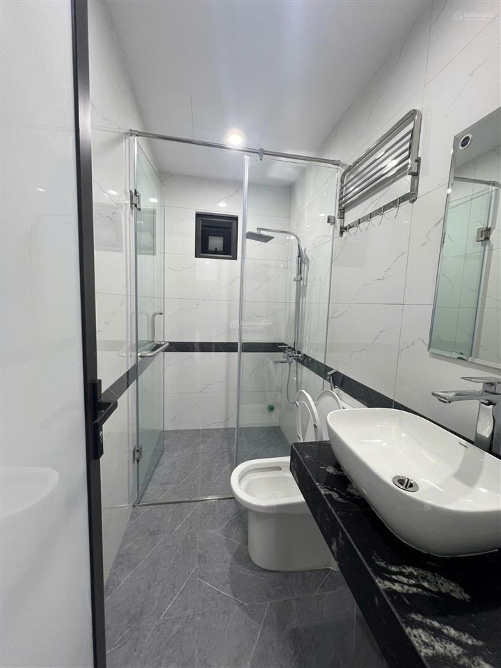 Bán nhà 7 tầng thang máy phố đi bộ trịnh công sơn tây hồ cách phố 40m dt 55m | giá 24.5 tỷ