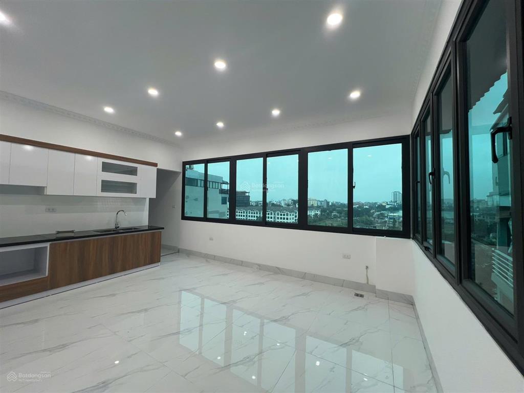 Bán nhà 7 tầng thang máy phố đi bộ trịnh công sơn tây hồ cách phố 40m dt 55m | giá 24.5 tỷ