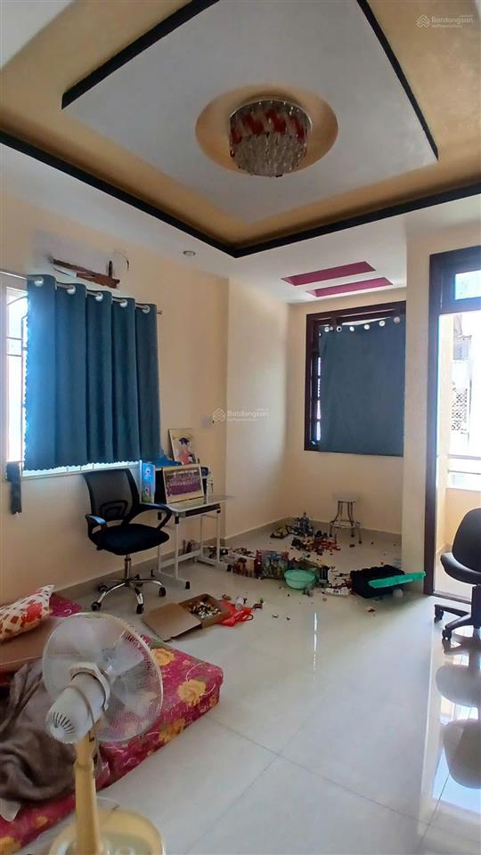Nhà 4 tầng dài 19m nở hậu tài lộc, tạ quang bửu p2 q8 xe hơi đỗ cửa. shr hoàn công đủ, 8 tỷ ( tl )