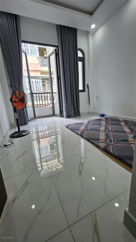 Thanh khoản gấp nhà 4 tầng âu dương lân q8 thông phạm thế hiển, xe hơi đỗ cửa, shr chỉ 6,7 tỷ (tl)
