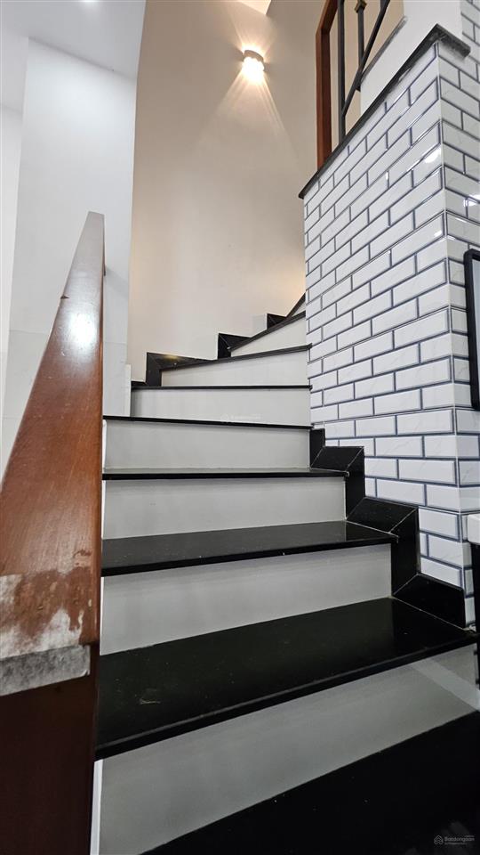 Thanh khoản gấp nhà 4 tầng âu dương lân q8 thông phạm thế hiển, xe hơi đỗ cửa, shr chỉ 6,7 tỷ (tl)