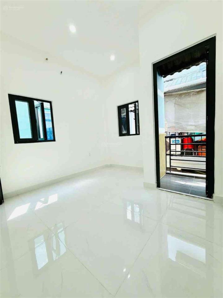 Nhà đúc 3 tầng hẻm vip 154 âu dương lân p3 q8 shr hoàn công chỉ 2,8 tỷ (tl)
