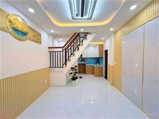 Nhà đúc 3 tầng hẻm vip 154 âu dương lân p3 q8 shr hoàn công chỉ 2,8 tỷ (tl)