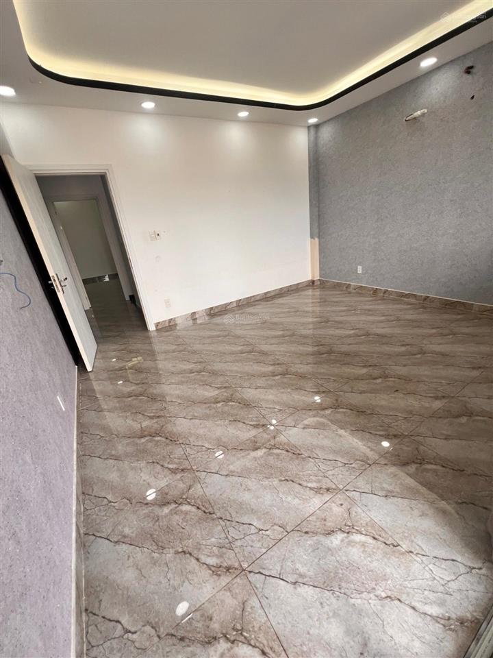 Nhà 2 tầng hẻm xe hơi ngủ trong nhà, sát mặt tiền nguyễn văn quỳ, phú thuận q7, shr chỉ 6,9 tỷ