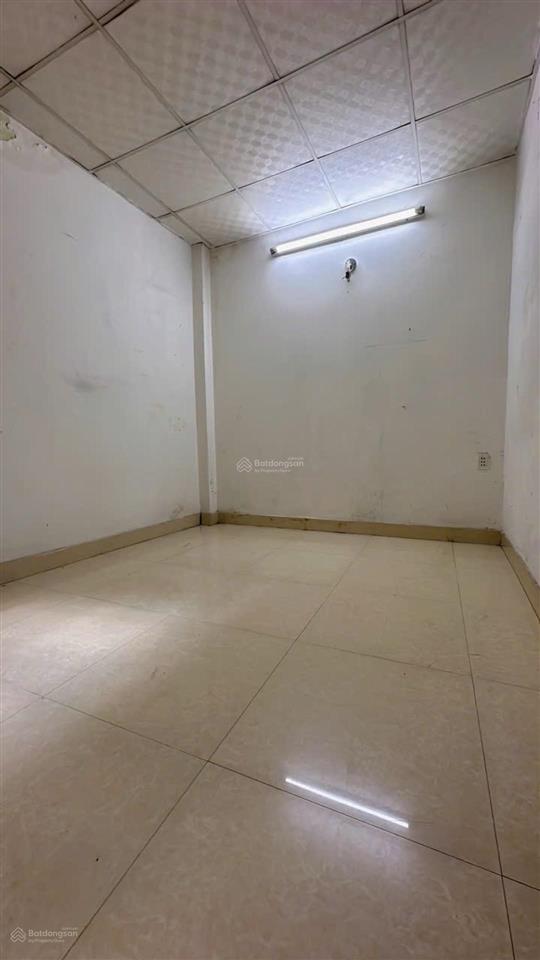 Nhà 2 tầng 3 phòng ngủ, chỉ 20m ra mặt tiền liên tỉnh 5 (ql 50) quận 8, shr hoàn công chỉ 4,98 tỷ