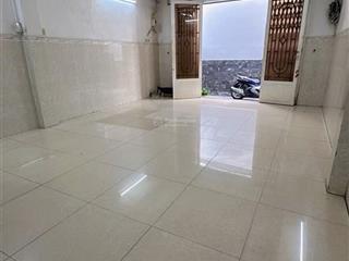 Nhà 2 tầng 3 phòng ngủ, chỉ 20m ra mặt tiền liên tỉnh 5 (ql 50) quận 8, shr hoàn công chỉ 4,98 tỷ