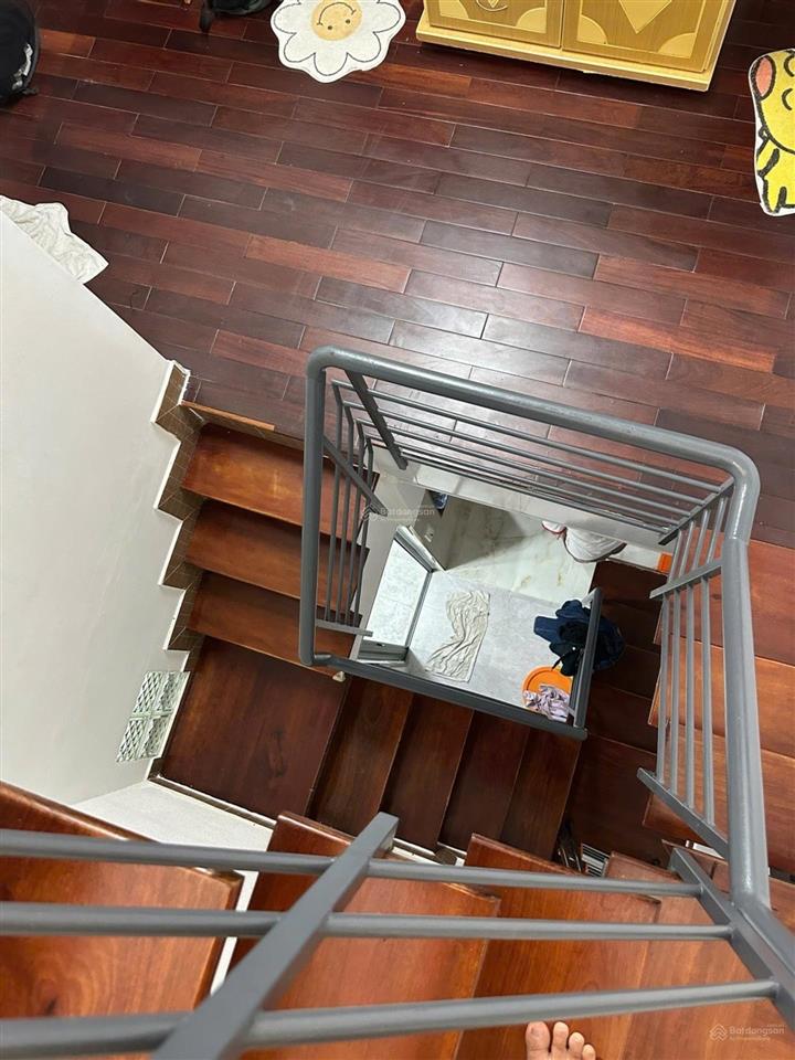 Nhà mới 3 tầng lê văn lương quận 7, gần hẻm xe hơi, cạnh lotte mart, sổ hồng hoàn công chỉ 5,1 tỷ
